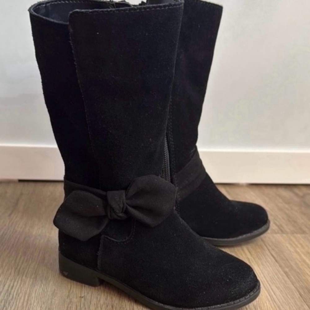 GB Girls Black Suede Bow Accent Side Zip Mid Calf Boots Girls Size 8 Like New